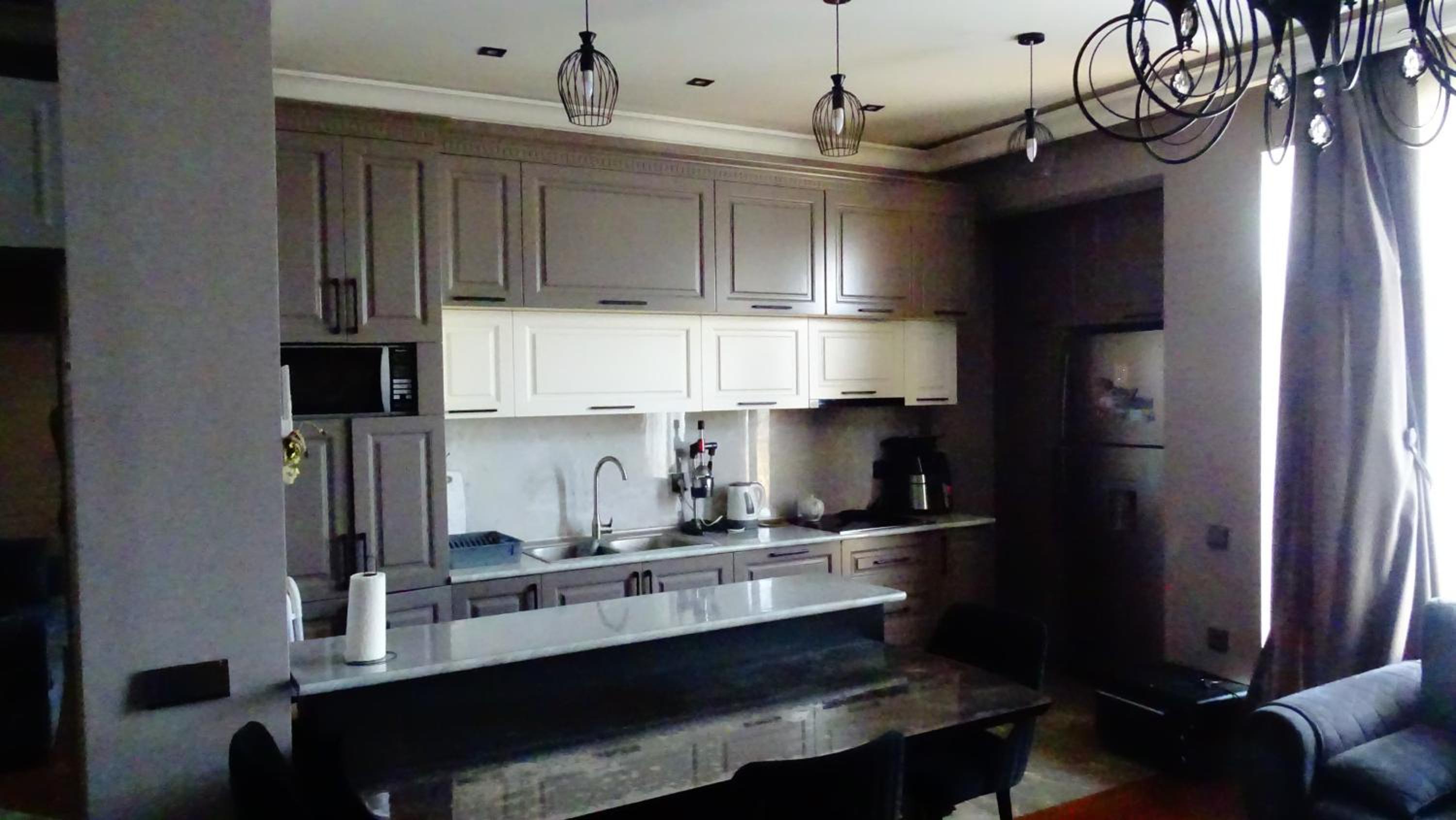 JE Apartment