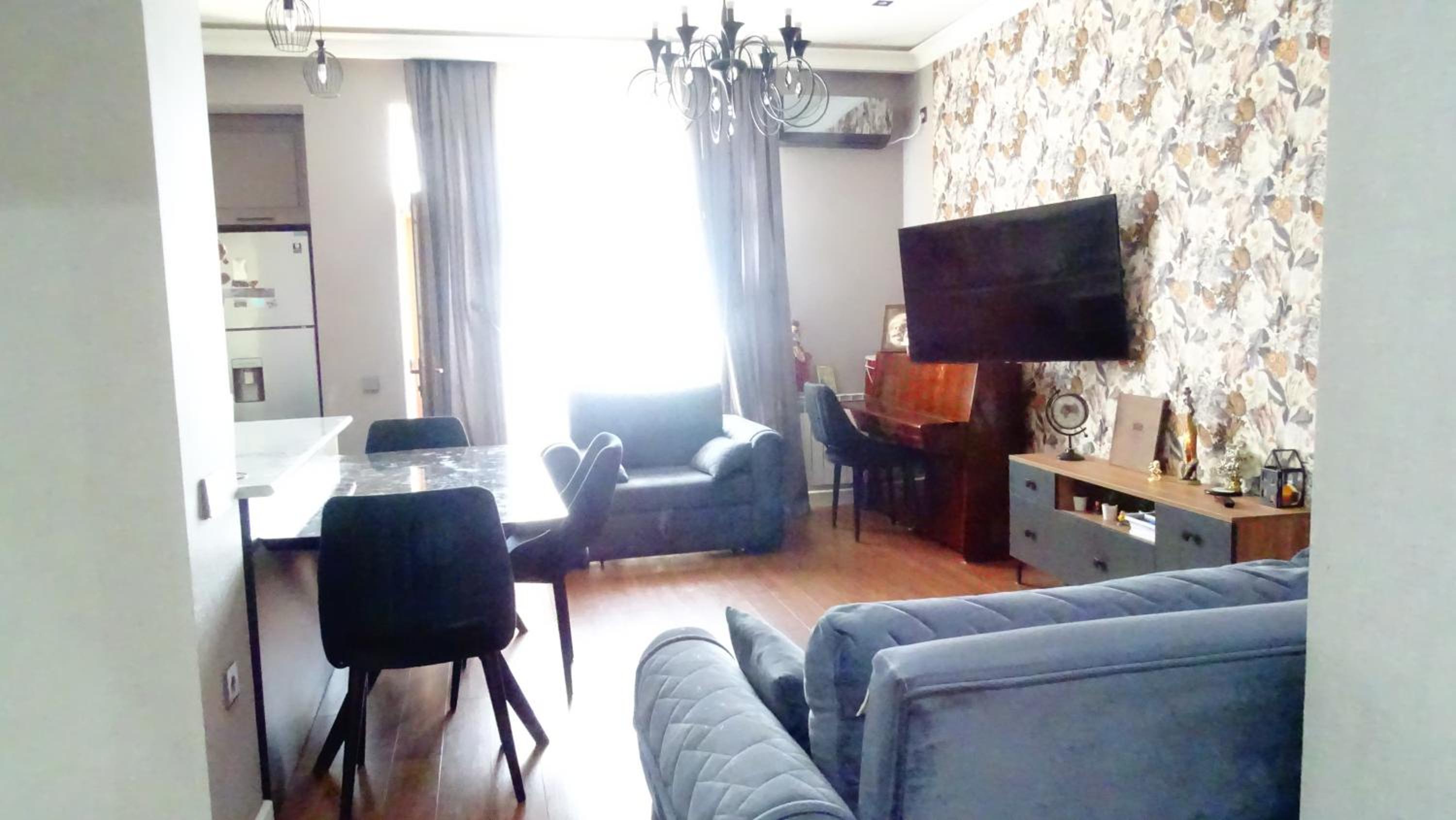 JE Apartment