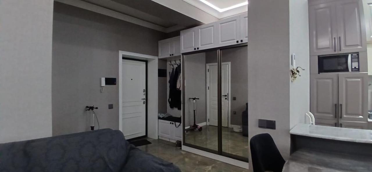 JE Apartment