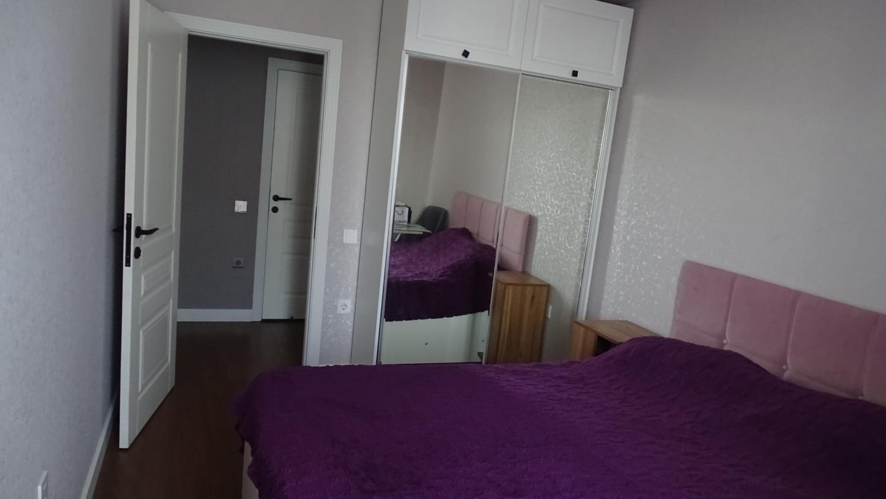 JE Apartment