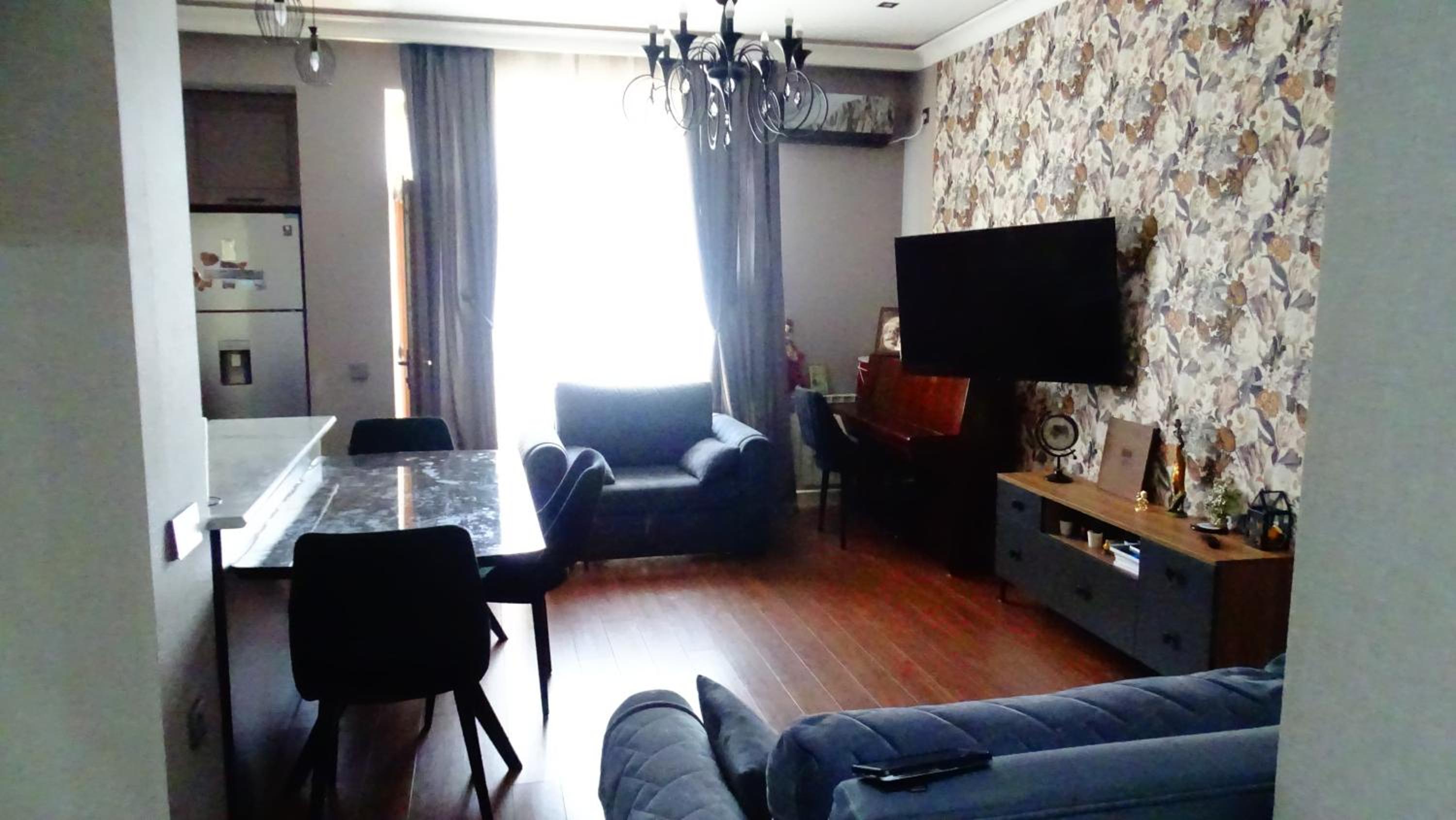 JE Apartment