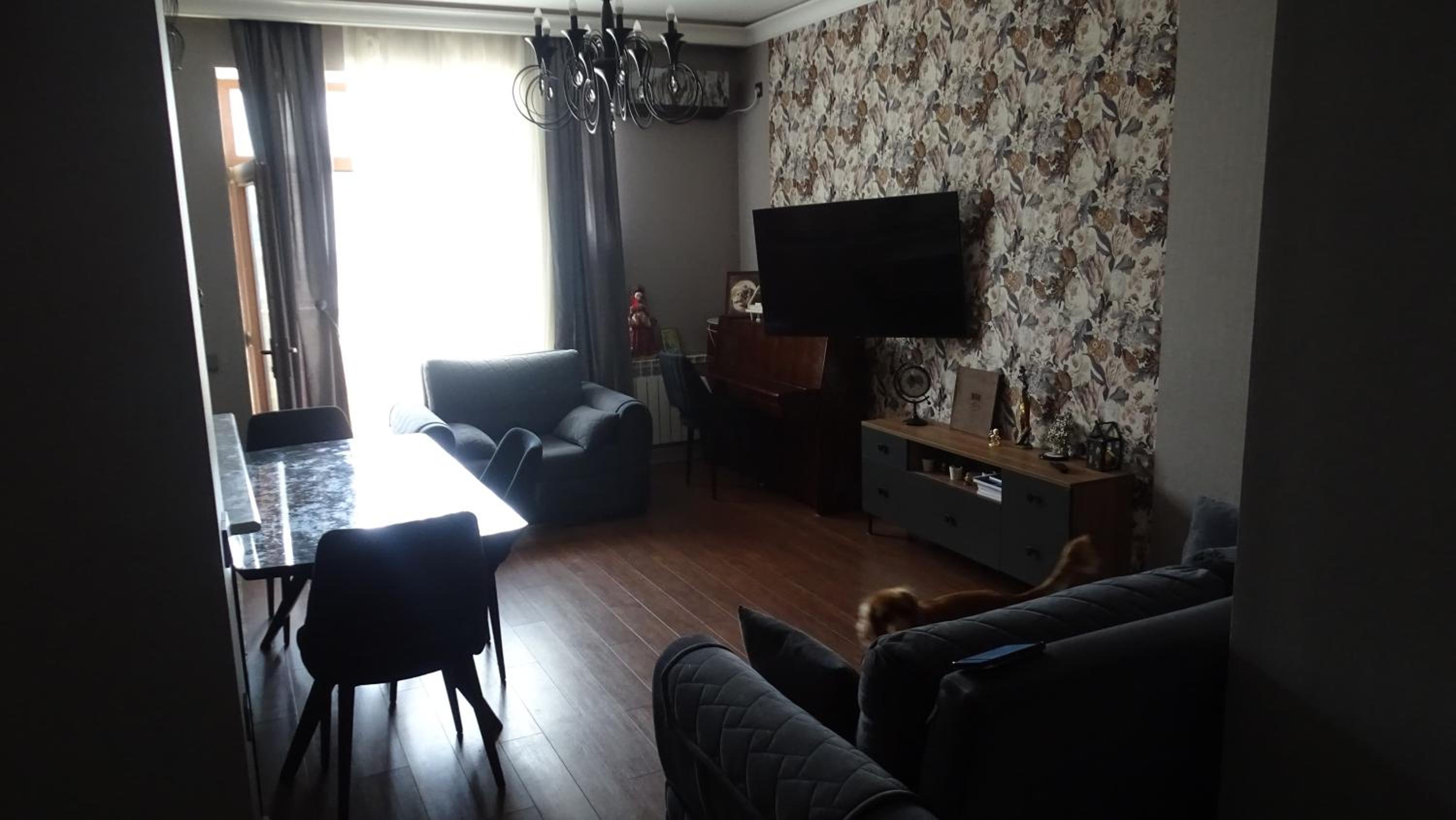 JE Apartment