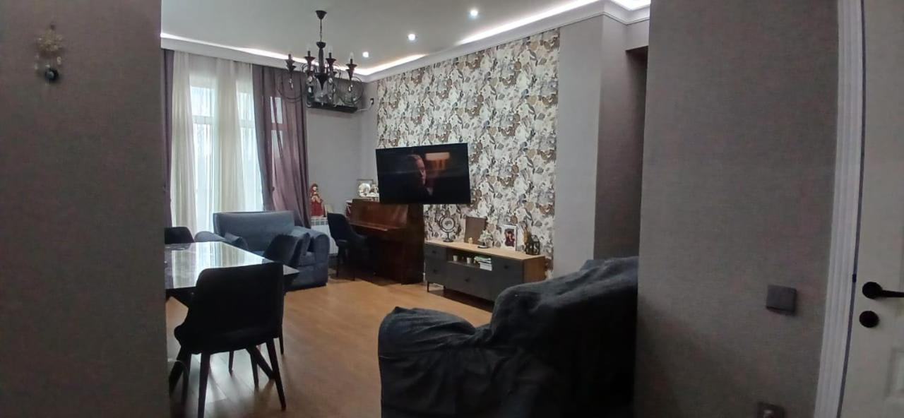 JE Apartment
