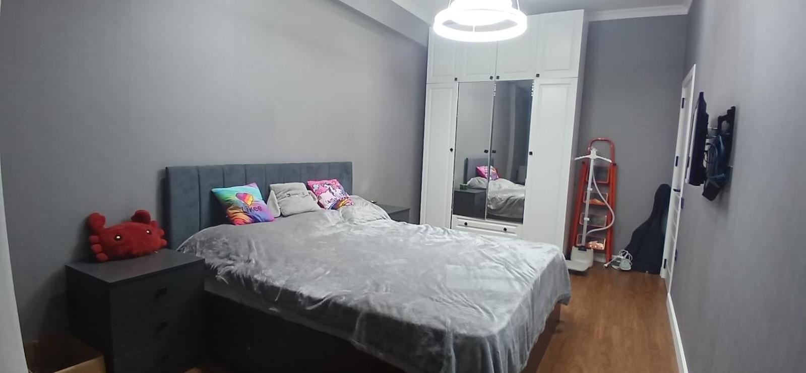 JE Apartment