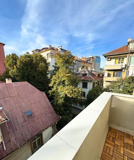 The Urban Pearl in the Heart of Sofia next to National Palace of Culture