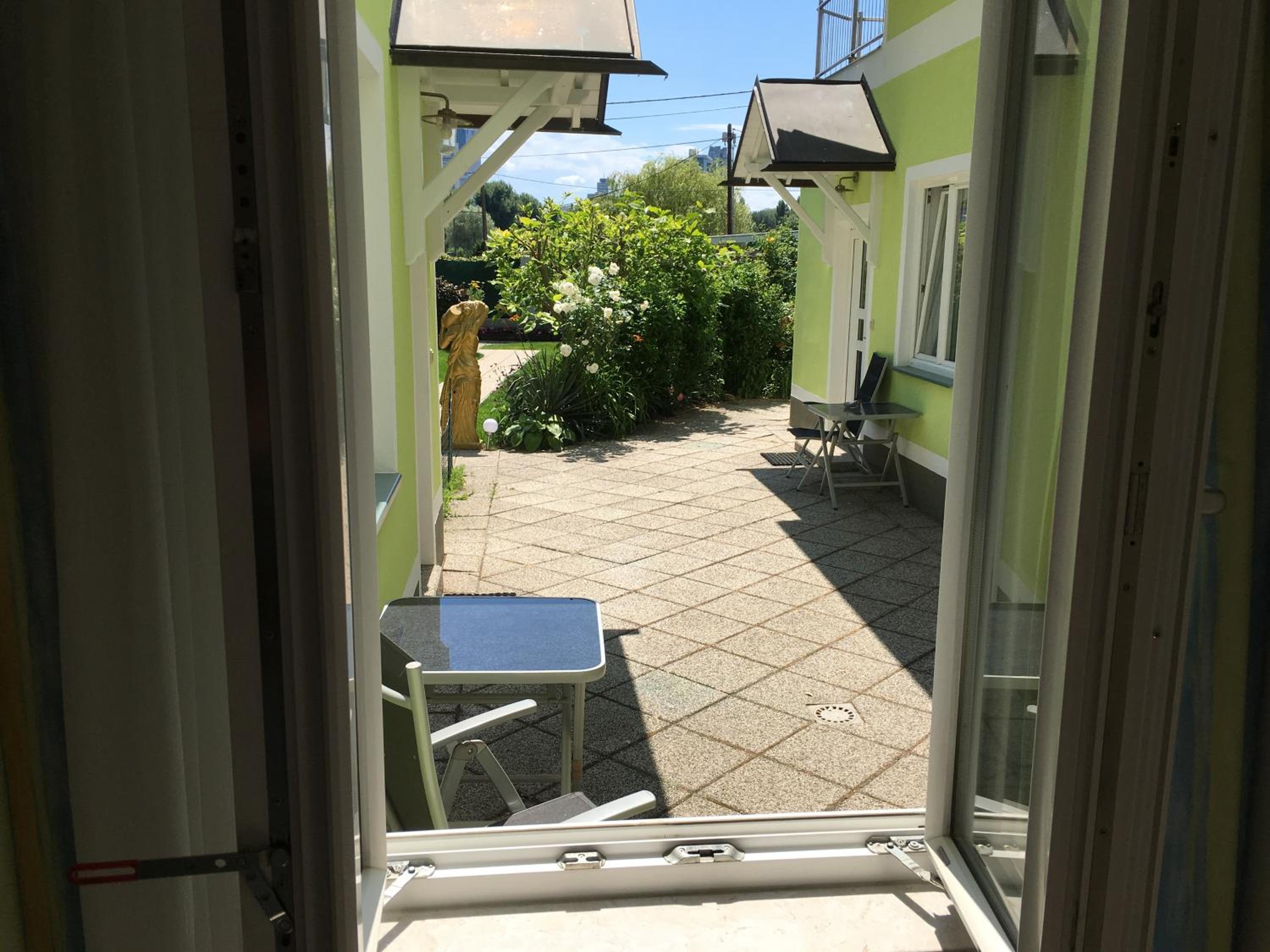 AJO Apartments - Alte Donau Garden Flat - Self-Check-in