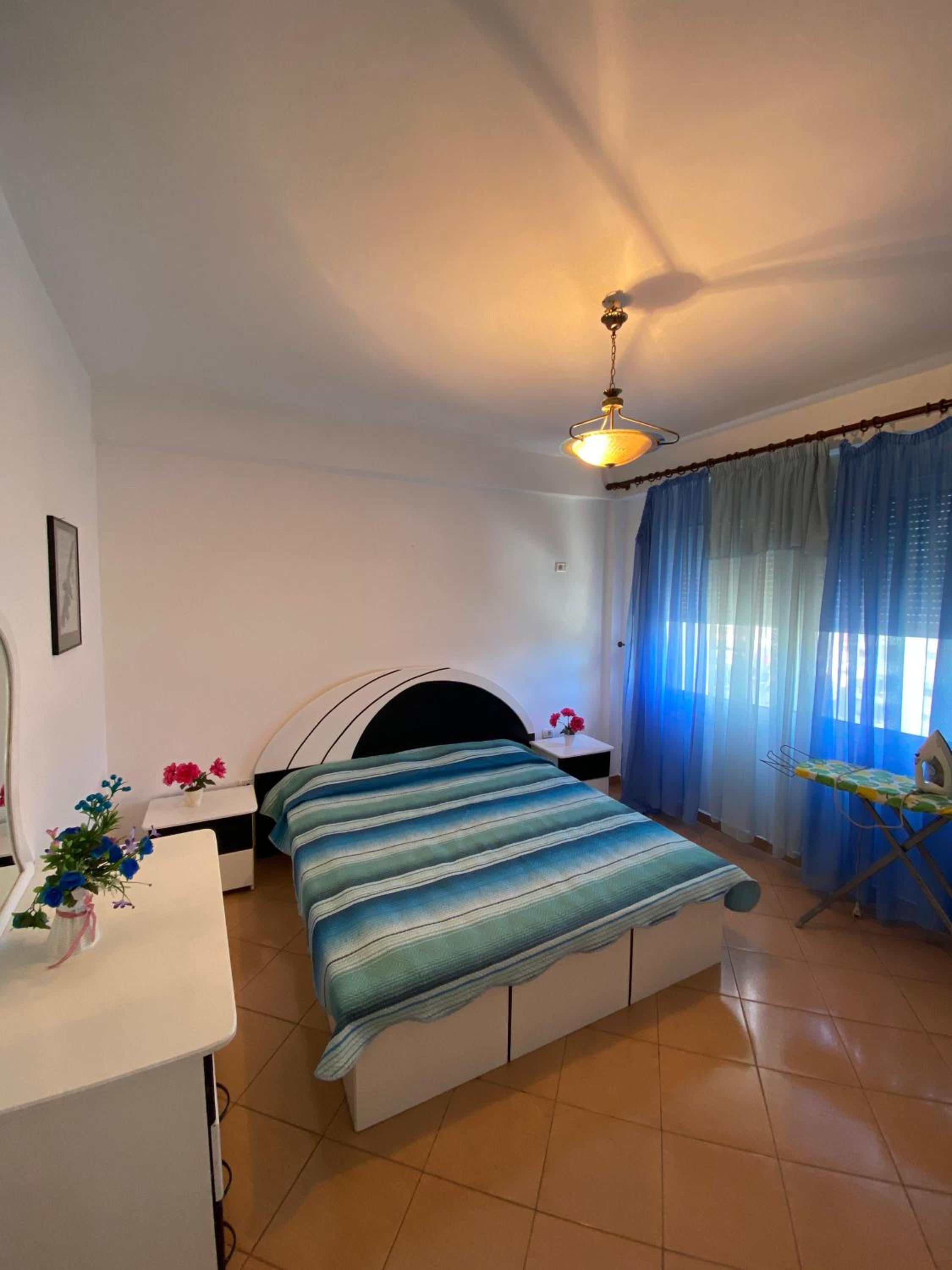 Charming Seaside Apartment photo 4