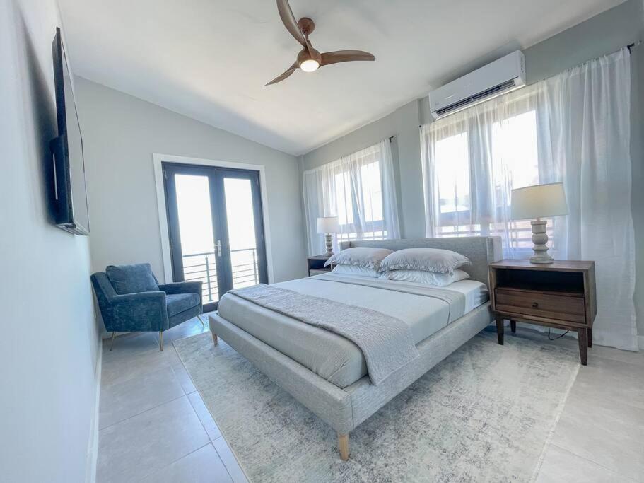 Beautiful Villa - Ocean Front, Private Pool, Wifi !!! view 5