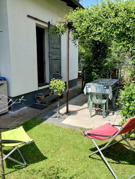Holiday home with garden for 4 5 people view 2