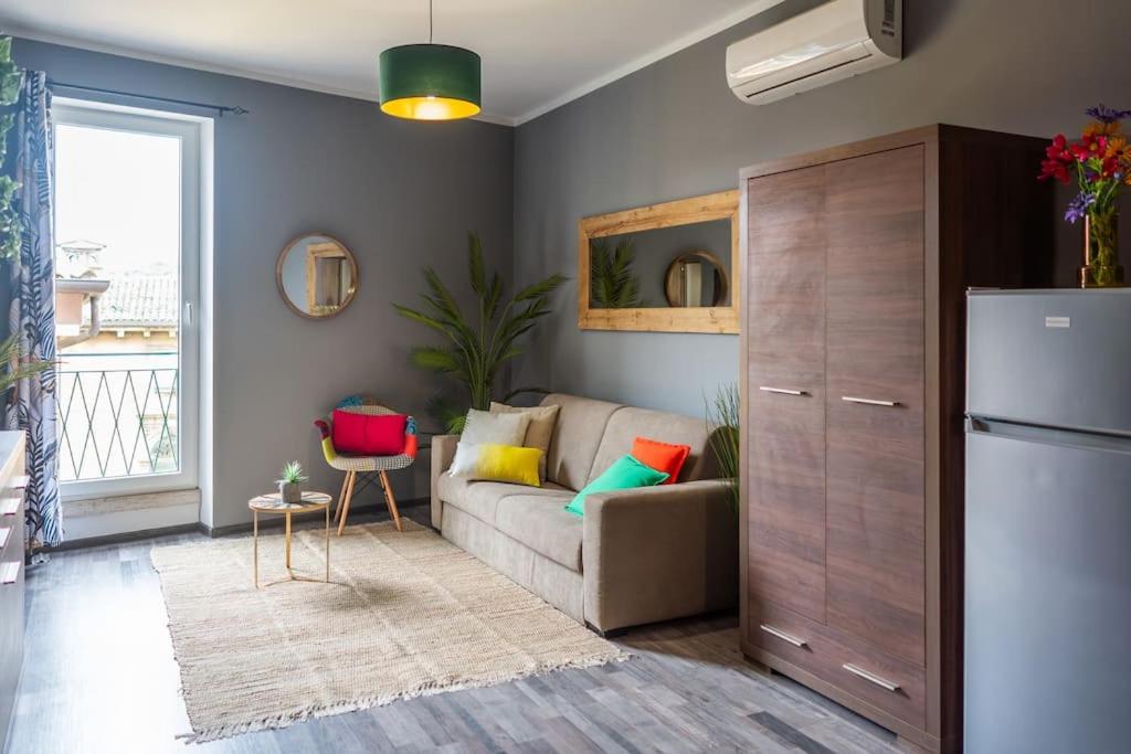 Residenza Santa Anastasia Free Parking view 2