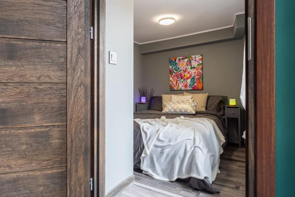 Residenza Santa Anastasia Free Parking view 5