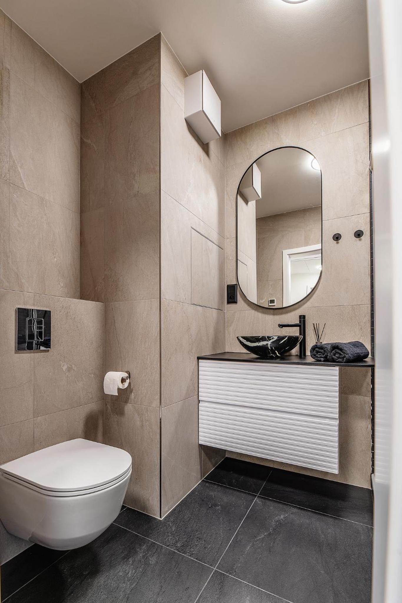 ZWIRN CITY Centre apt, 2 Parking Space, Business&Pleasure view 2