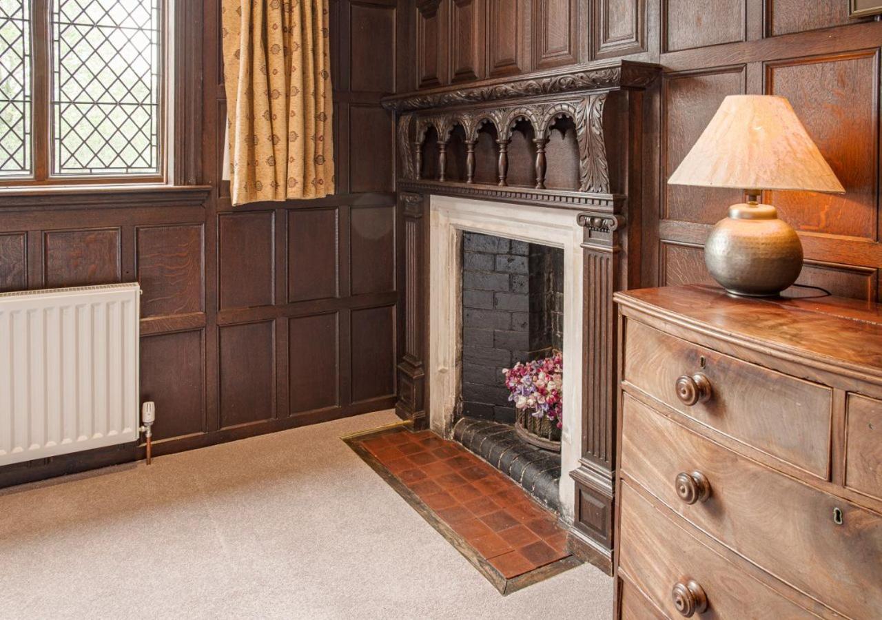 Severn End - 15th Century Manor House! view 2