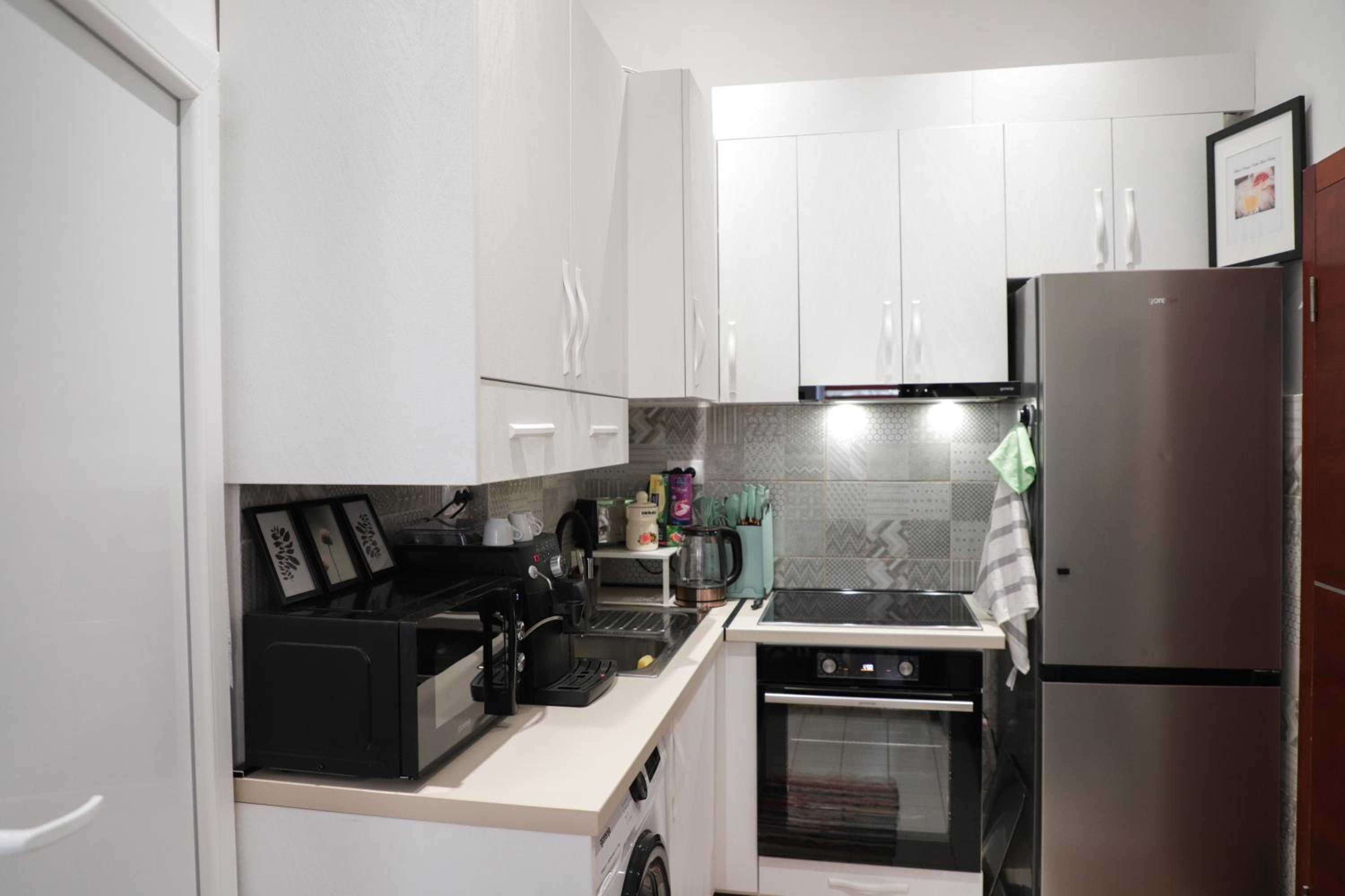 City Center Cozy Apartment view 2