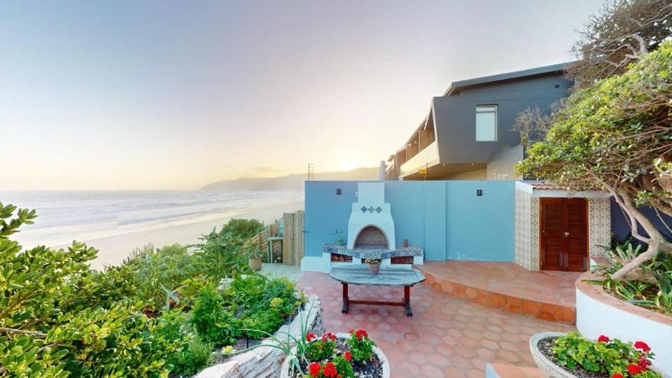 Milkwood Beach Villa