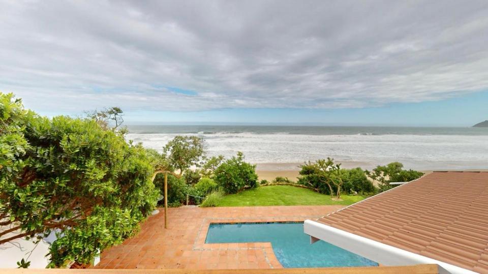 Milkwood Beach Villa