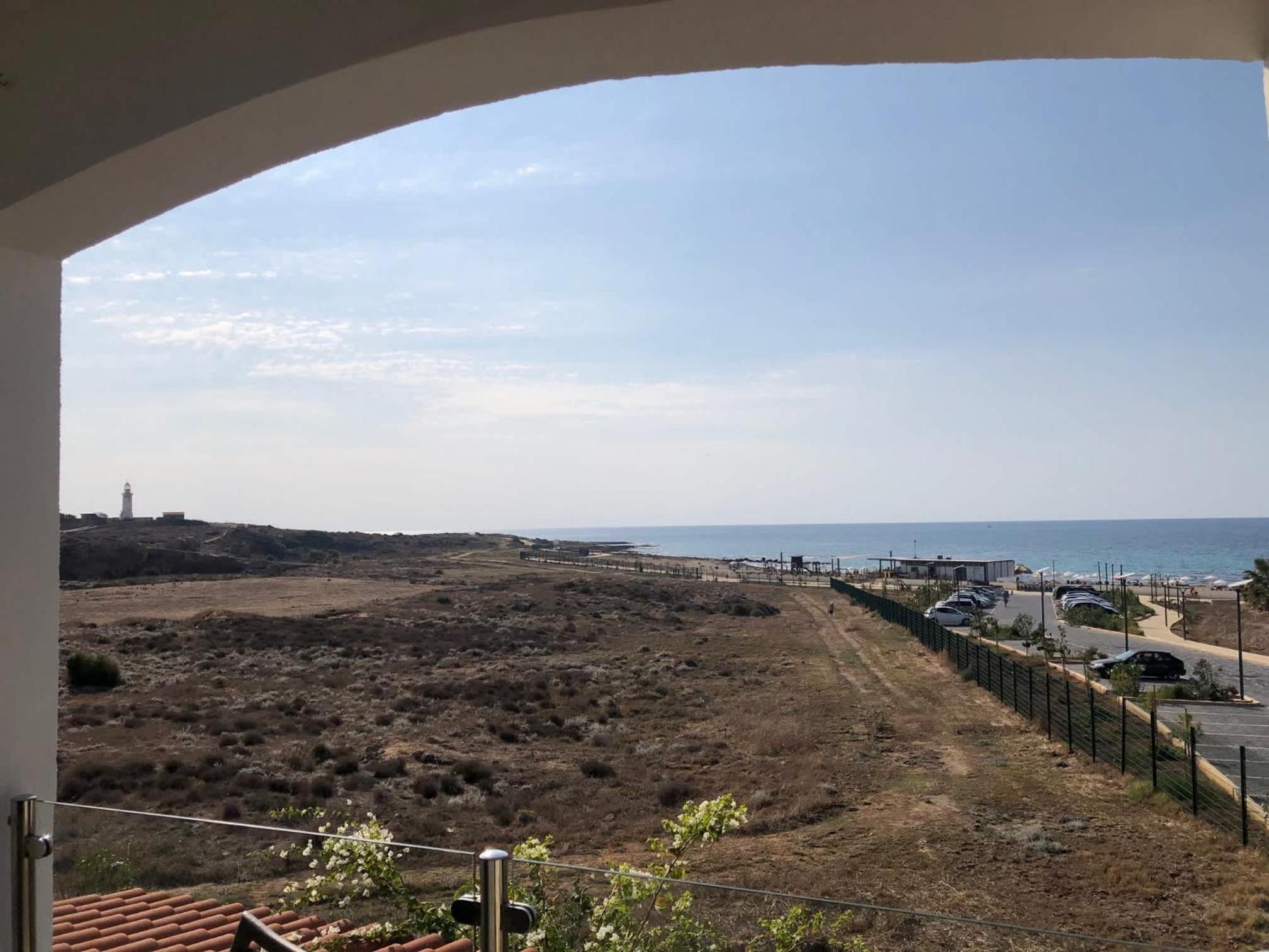 Lighthouse Beach - 3BR Seafront Apt 50m to Beach with Sea Views - Sleeps 6