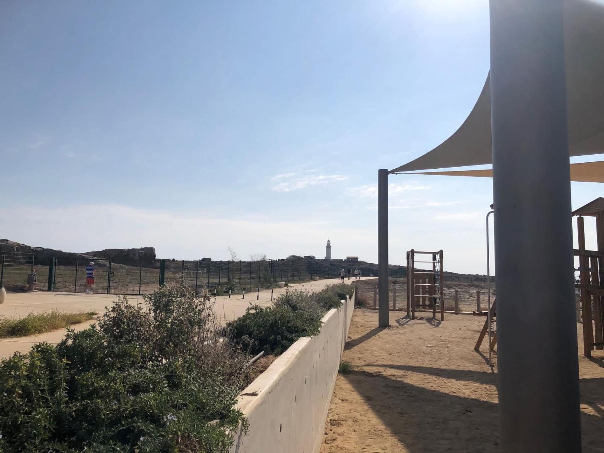 Lighthouse Beach - 3BR Seafront Apt 50m to Beach with Sea Views - Sleeps 6