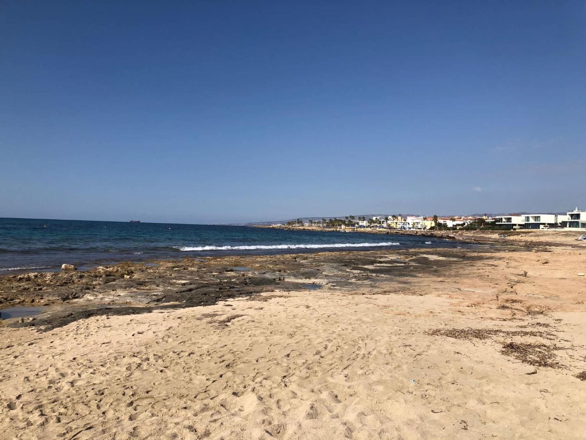 Lighthouse Beach - 3BR Seafront Apt 50m to Beach with Sea Views - Sleeps 6