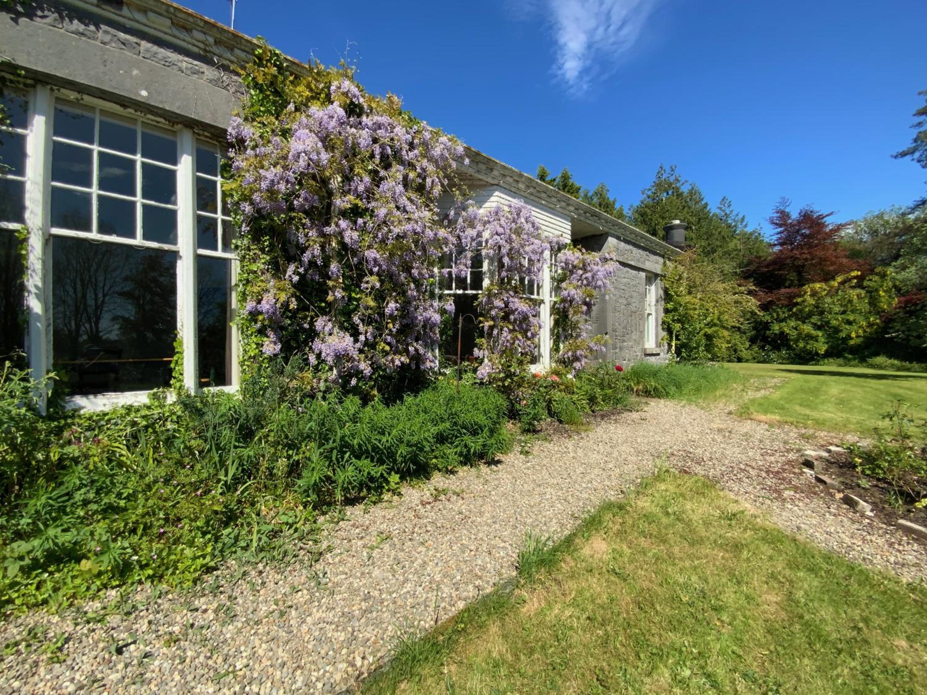 Parteen A Lax, River House & Gardens view 5