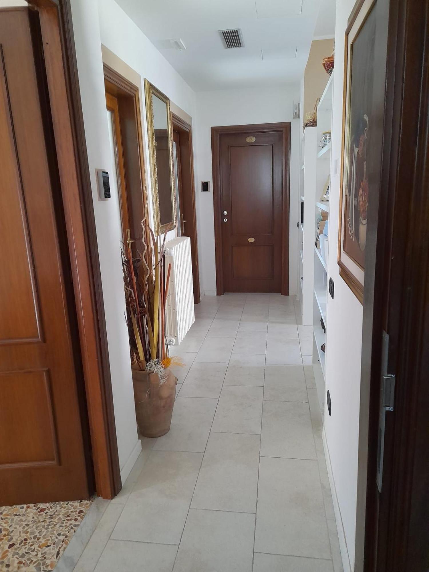 DUETERRE Apartment