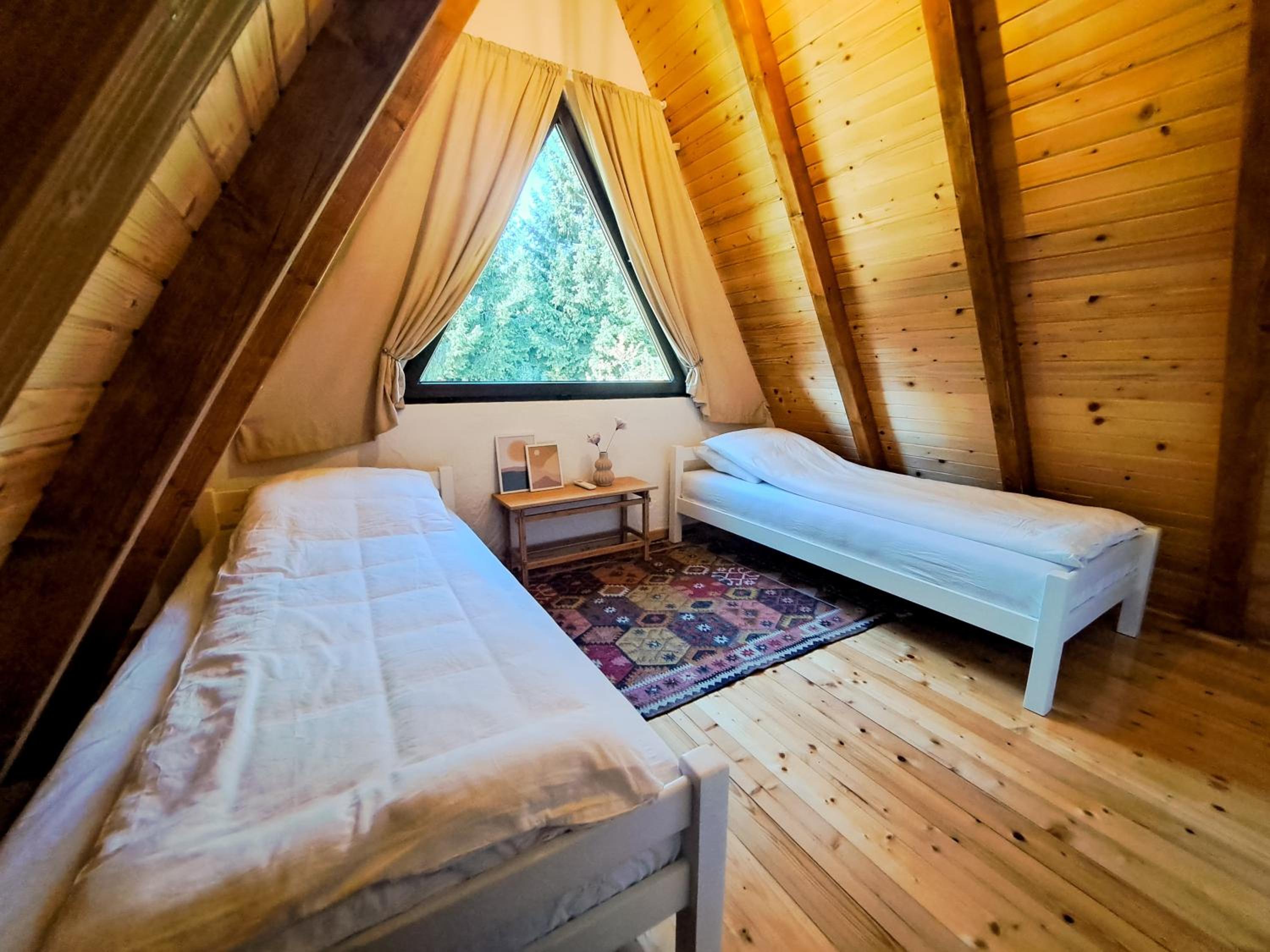 Forest House Bukva