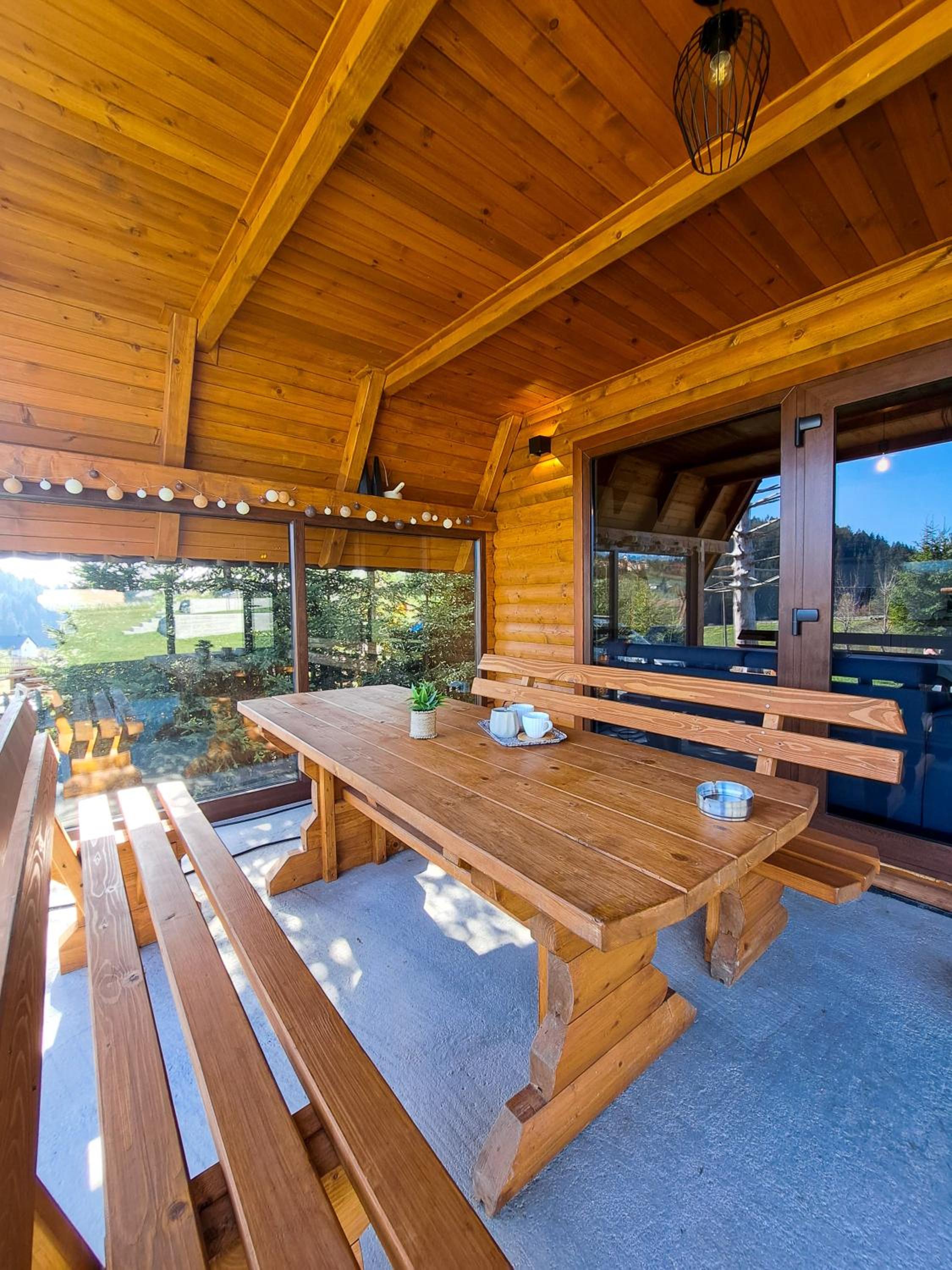 Forest House Bukva