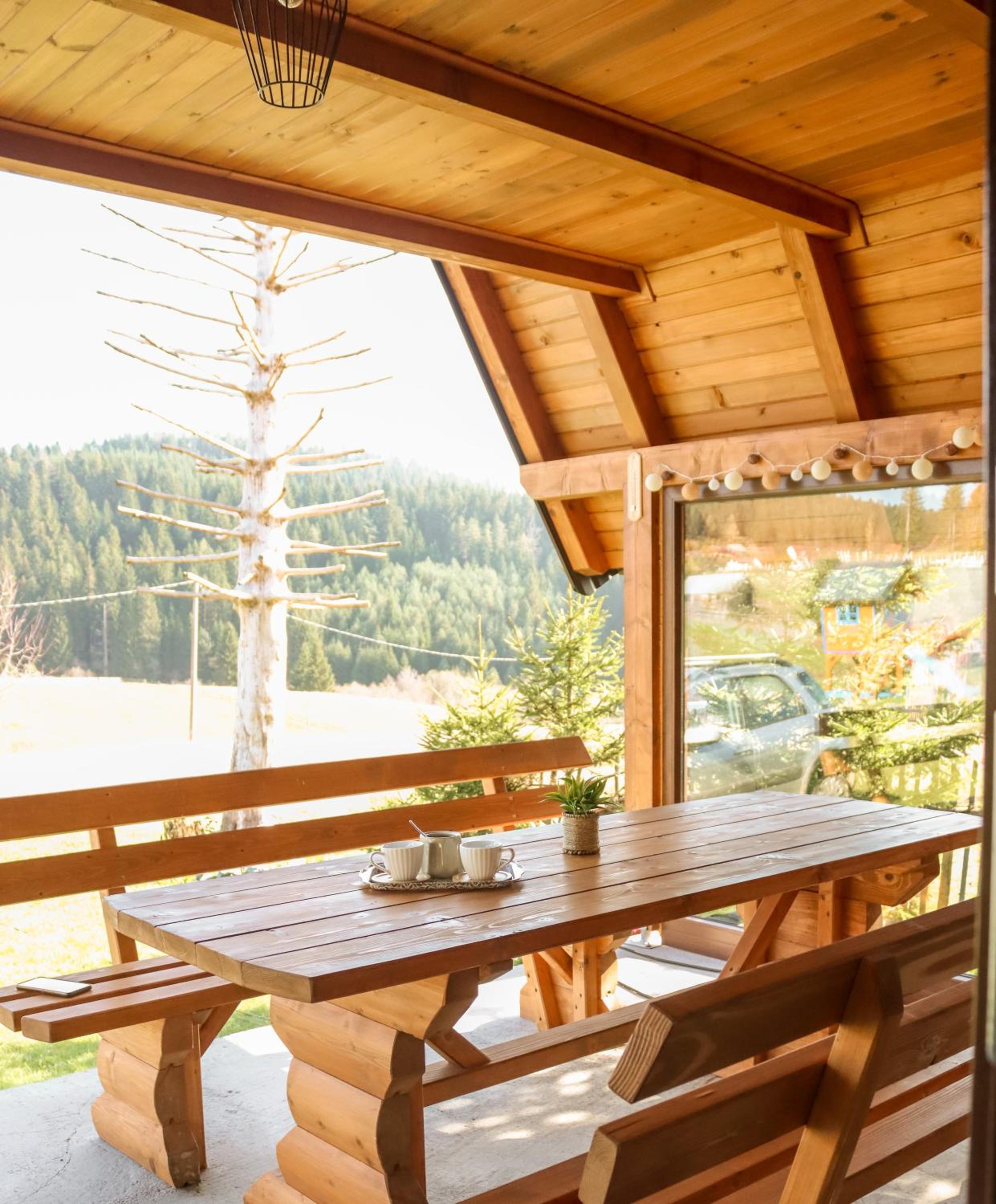 Forest House Bukva