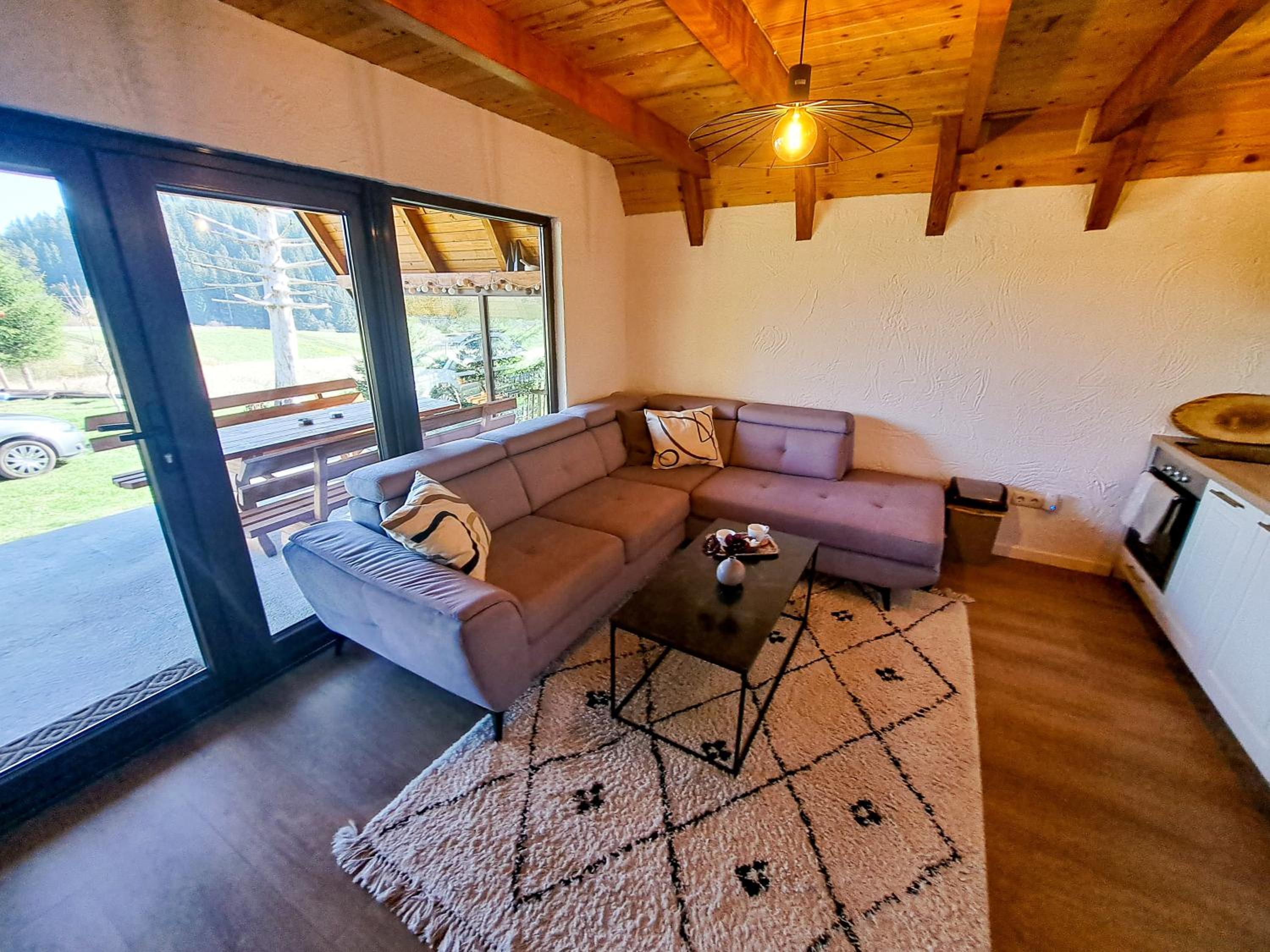 Forest House Bukva