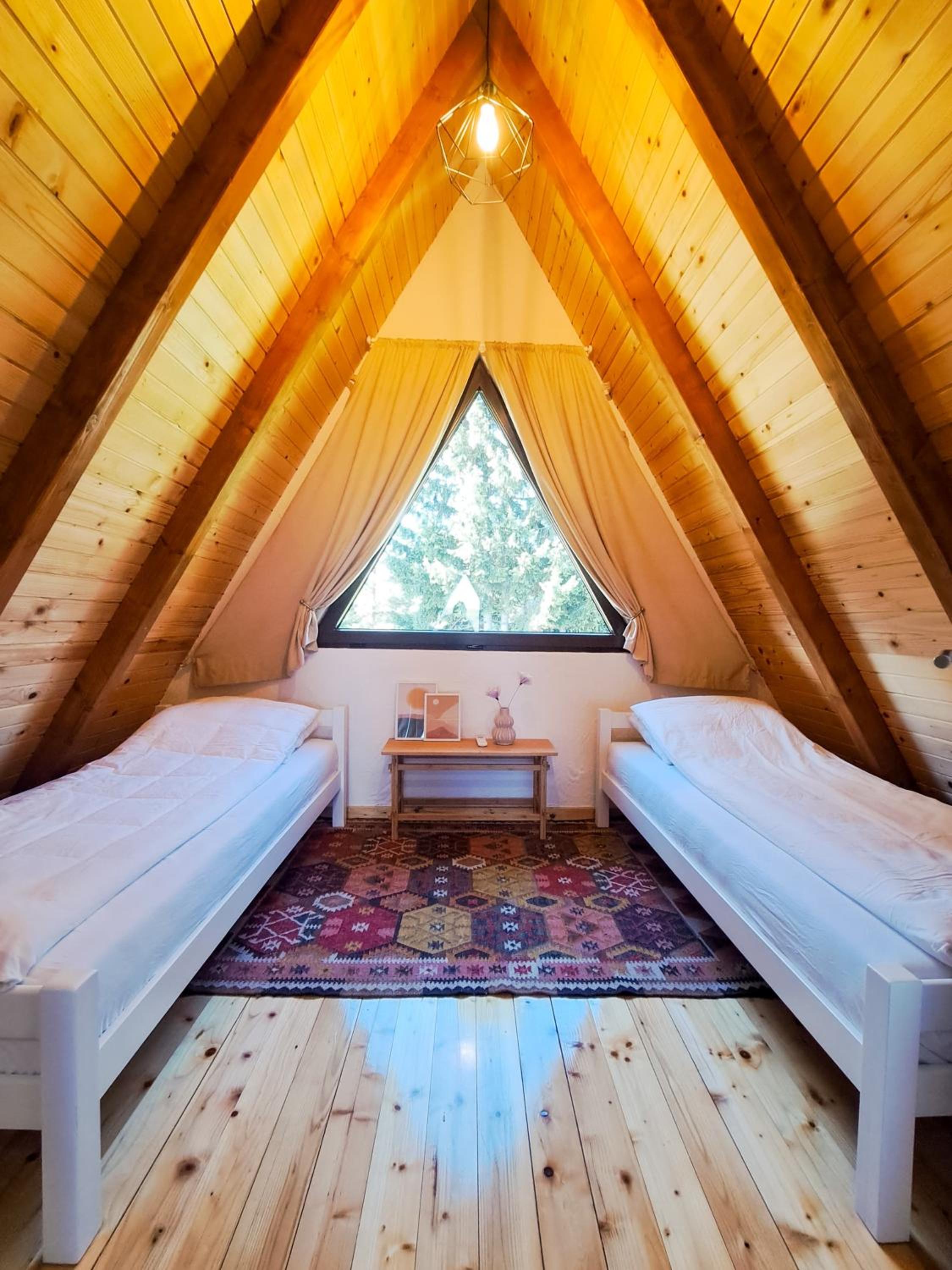 Forest House Bukva