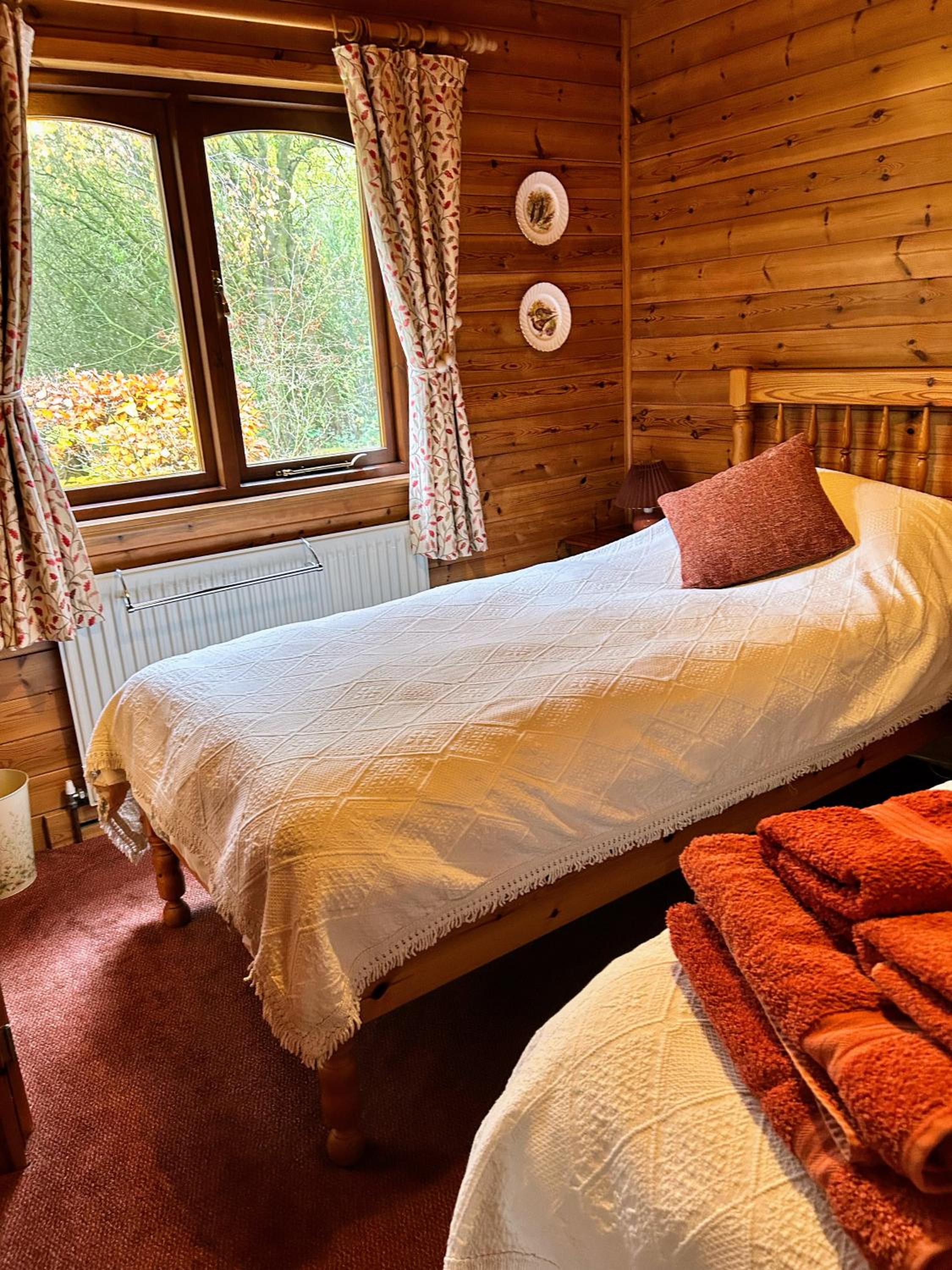 Wigeon Secluded Rustic cabin view 3
