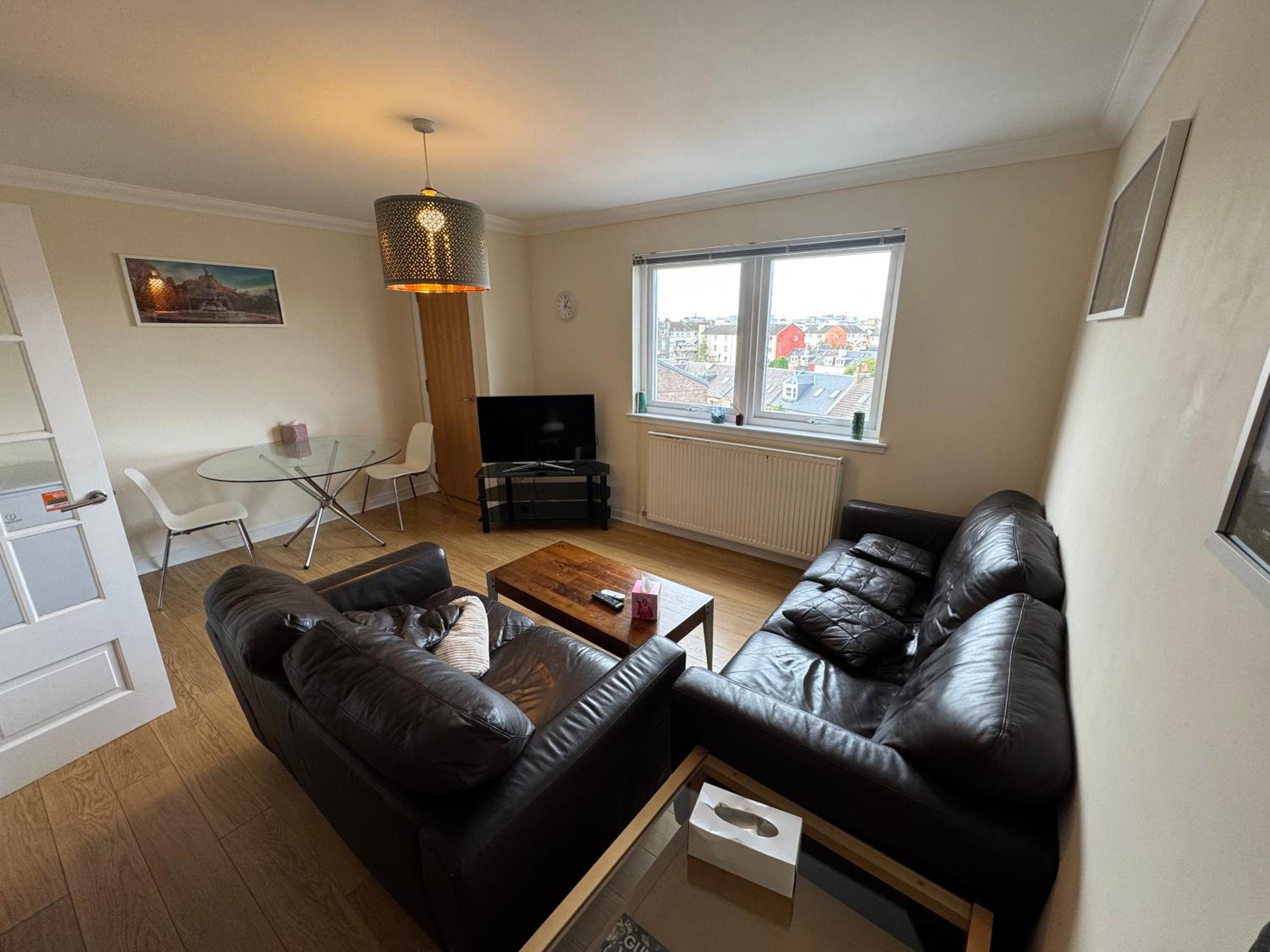 Modern, City Centre 2 Bed with Castle Views photo 5
