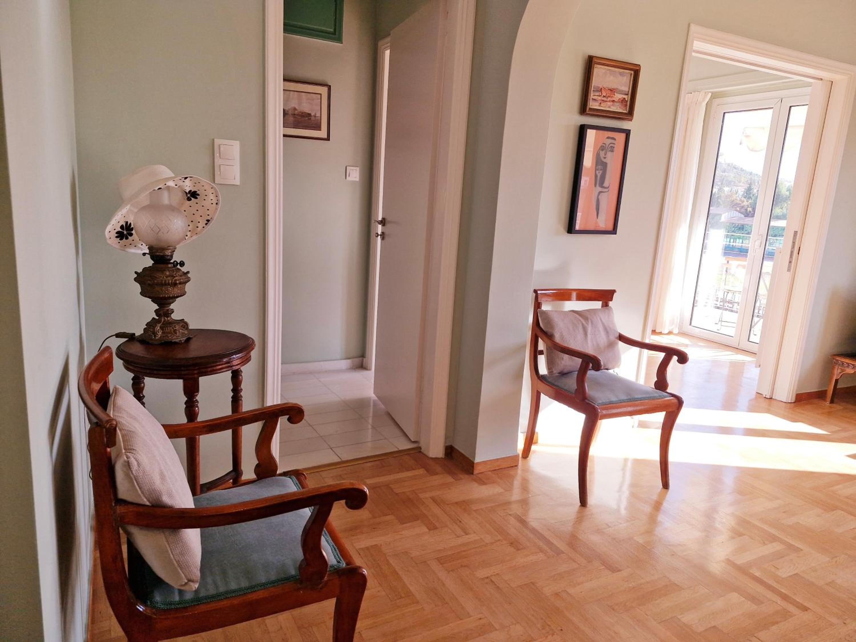 Athens View Vintage Residence