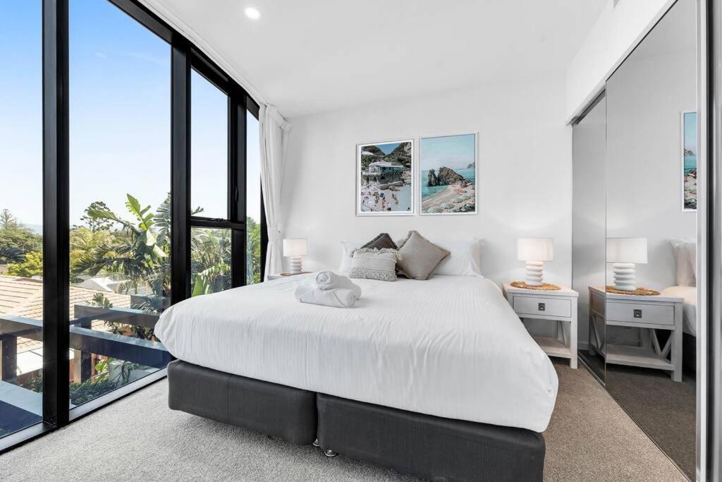 Coastal Escape in Broadbeach