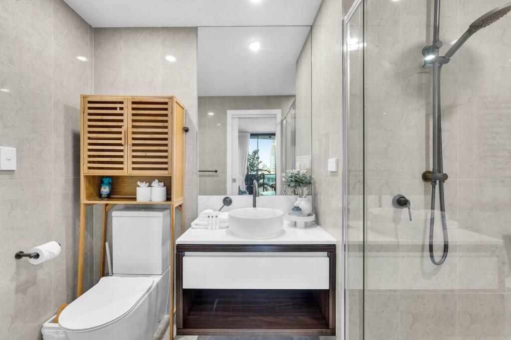 Coastal Escape in Broadbeach