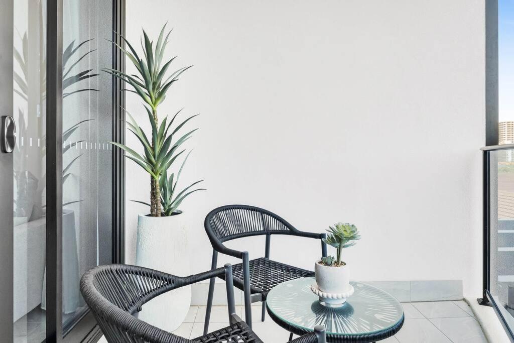 Coastal Escape in Broadbeach
