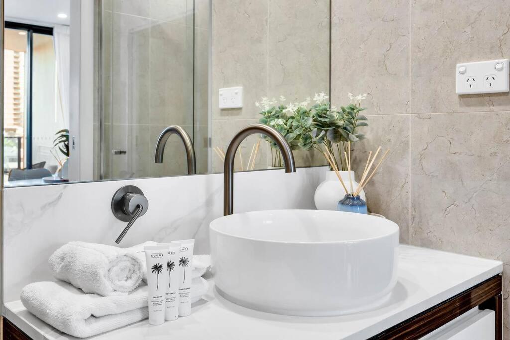 Coastal Escape in Broadbeach