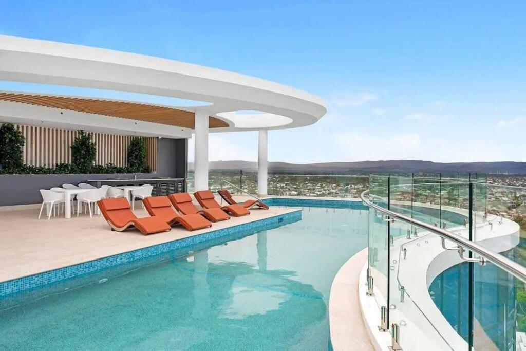 Coastal Escape in Broadbeach