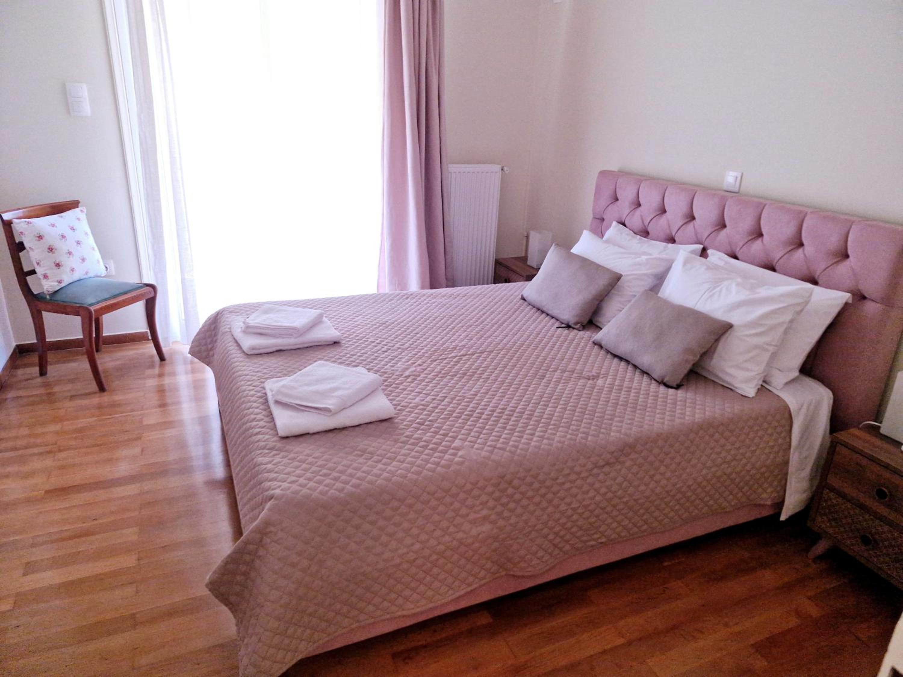 Athens View Vintage Residence
