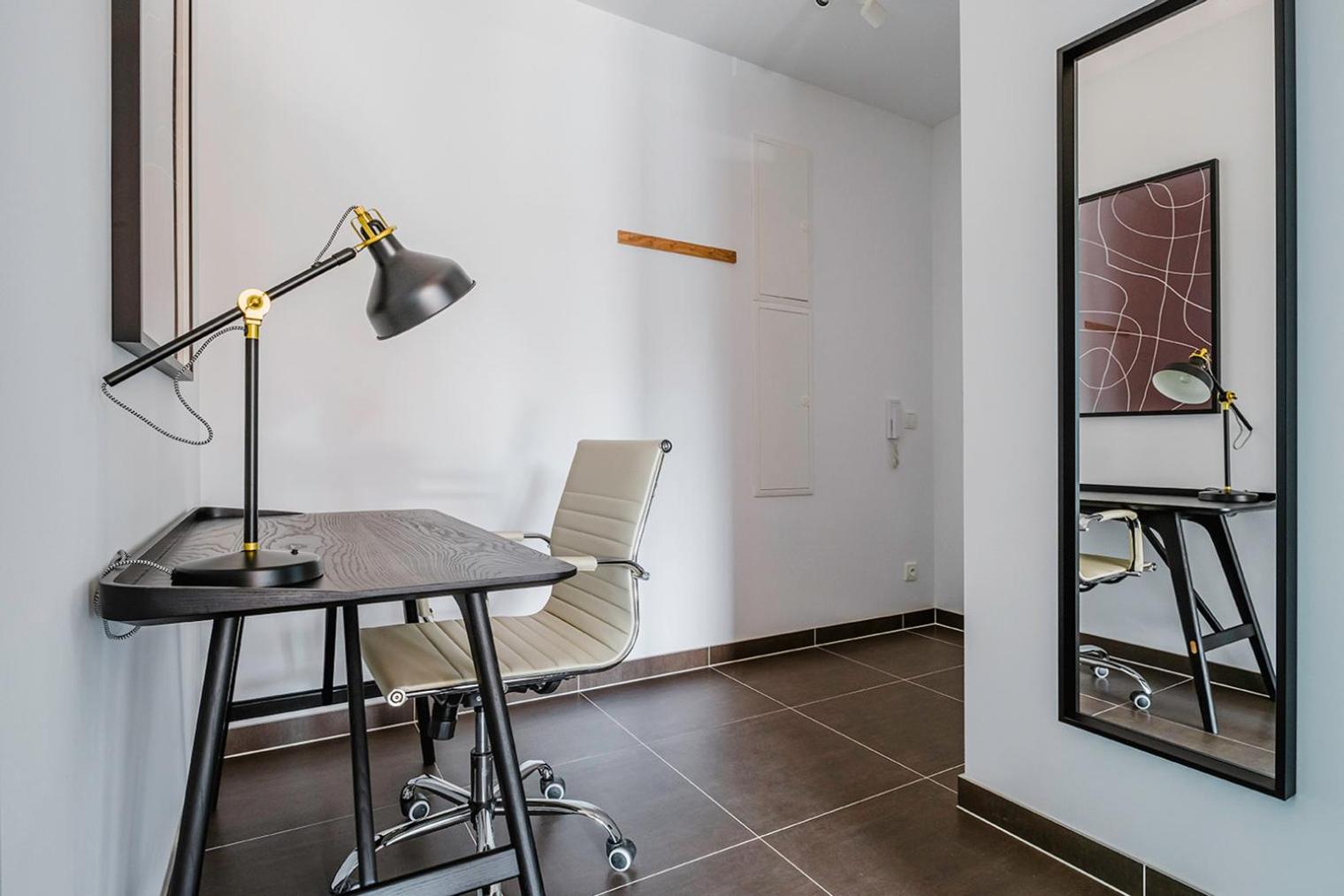 Blueground Prague 3 New build free parking PRG-38