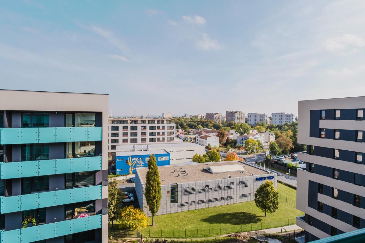 Blueground Žižkov New build student apt PRG-40