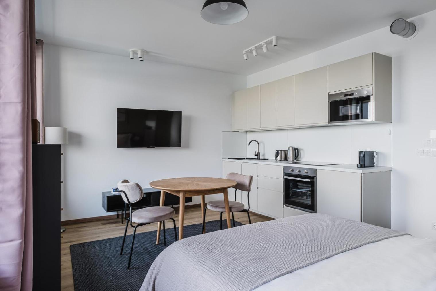 Blueground Žižkov New build student apt PRG-40