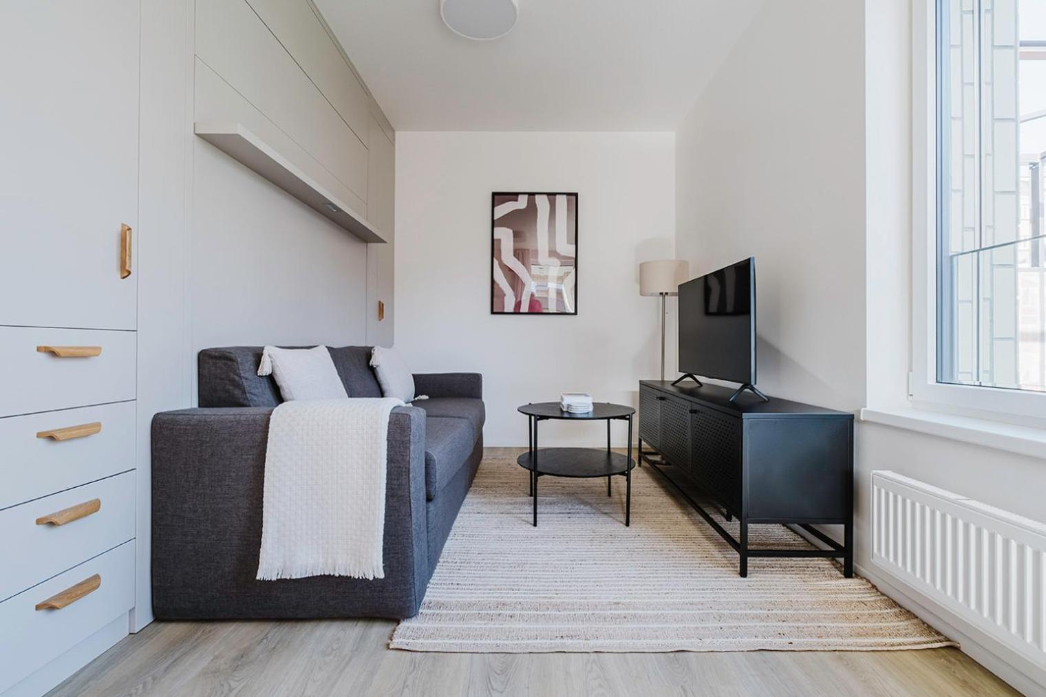 Blueground Prague 7 furnished close to offices PRG-22