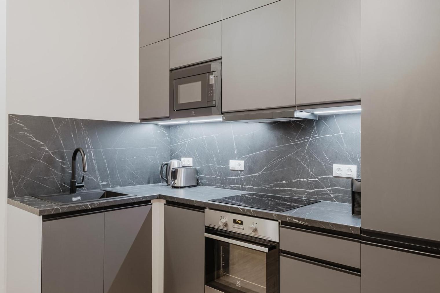 Blueground Vinohrady balcony luxury area PRG-32
