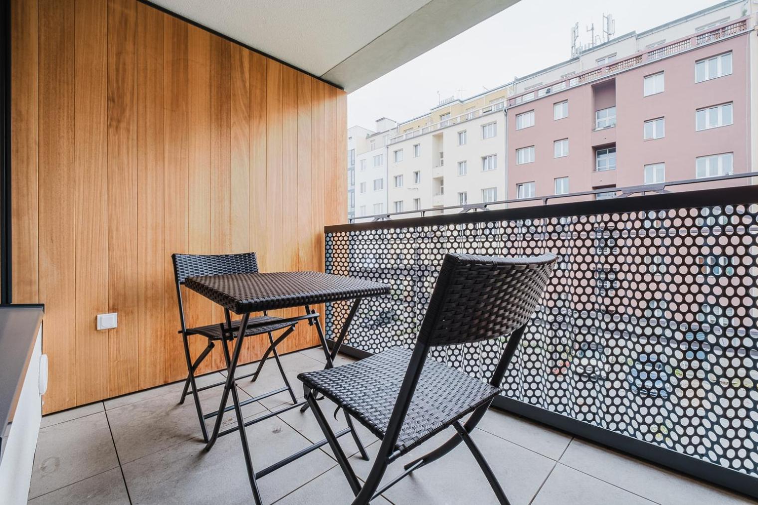 Blueground Prague 7 furnished close to offices PRG-29