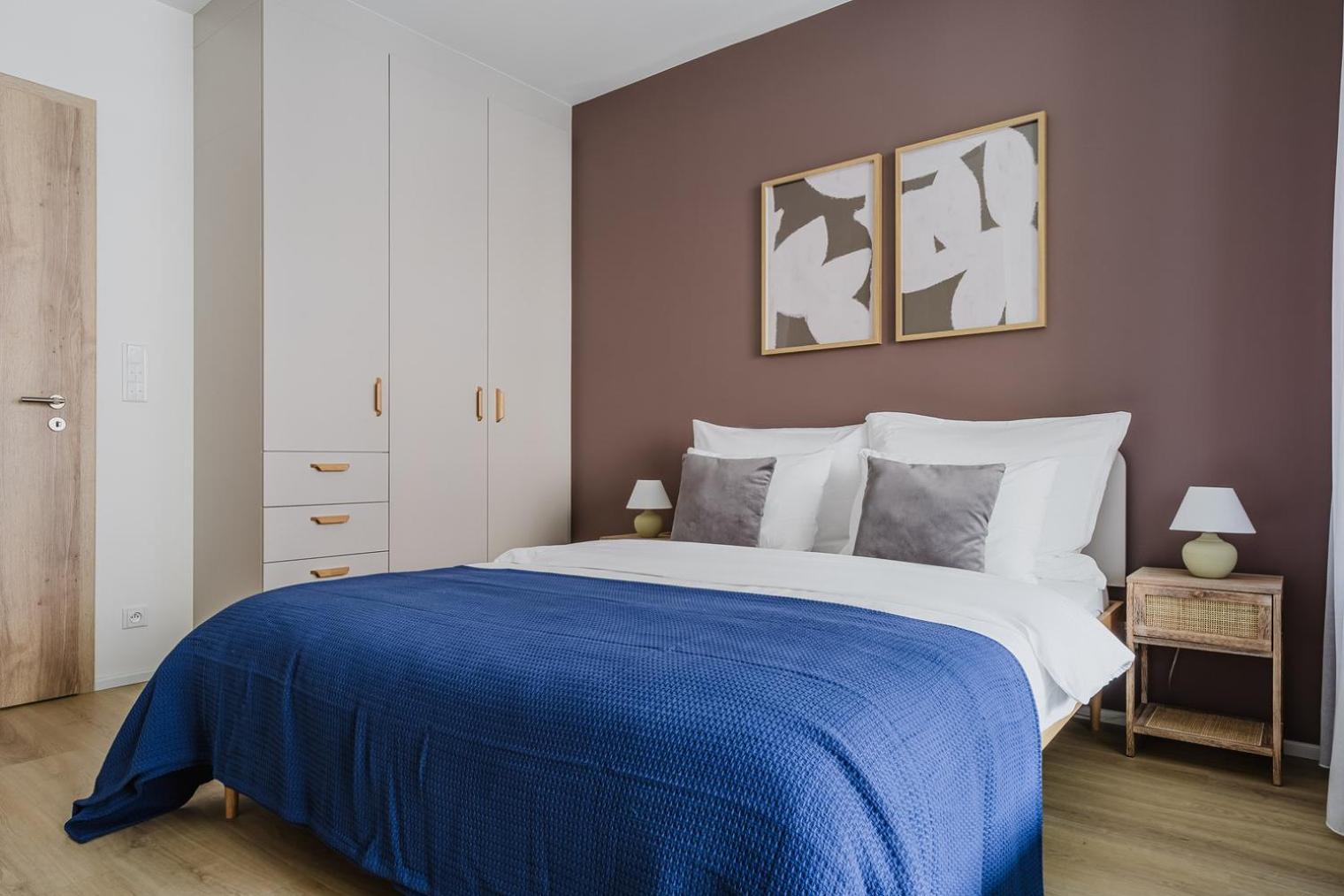 Blueground Prague 7 furnished close to offices PRG-29