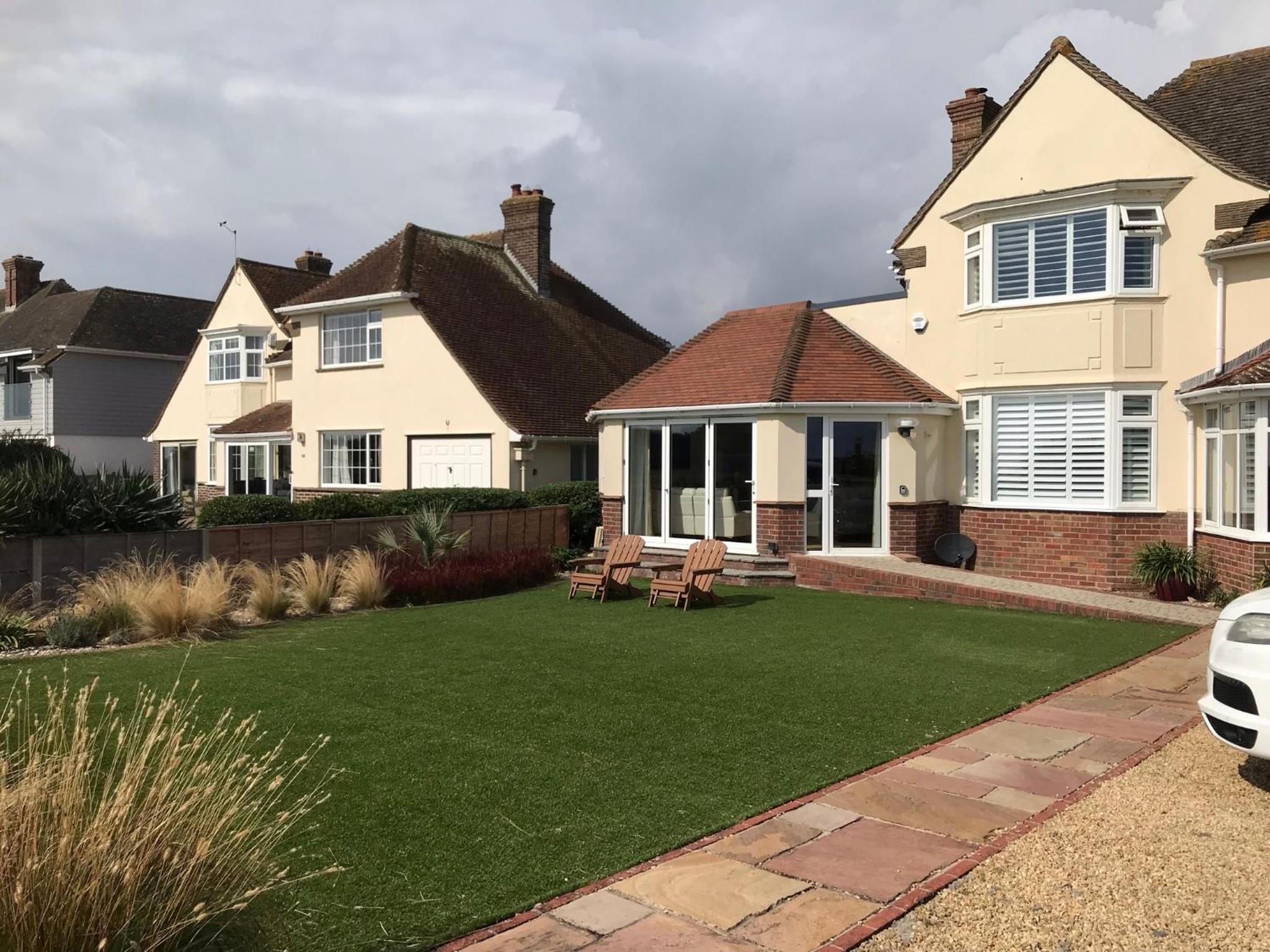 Barton on Sea self contained, stunning sea views view 4