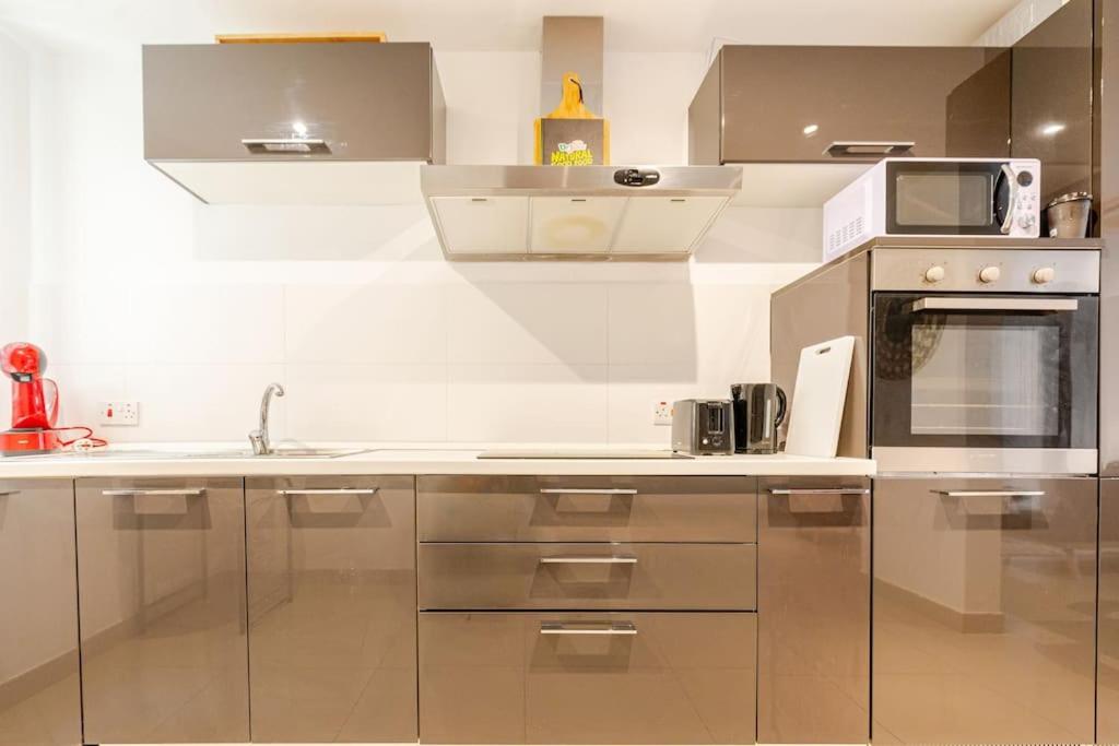 Large Apartment