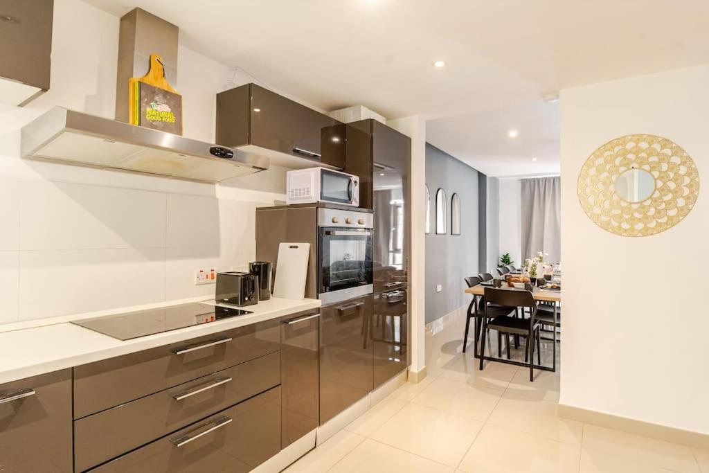 Large Apartment