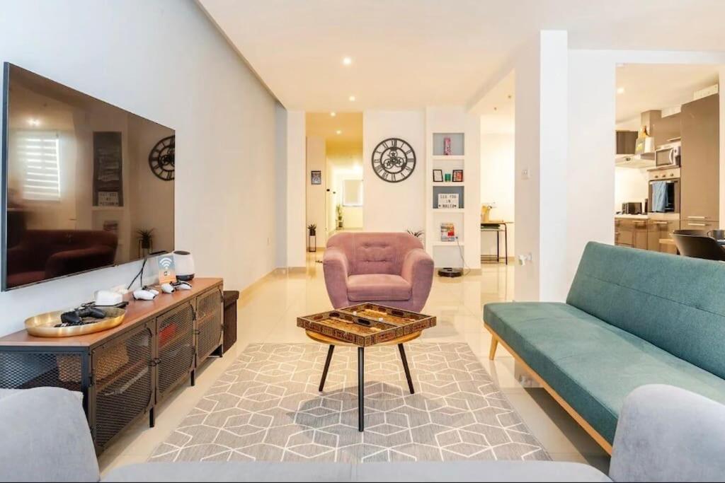 Large Apartment